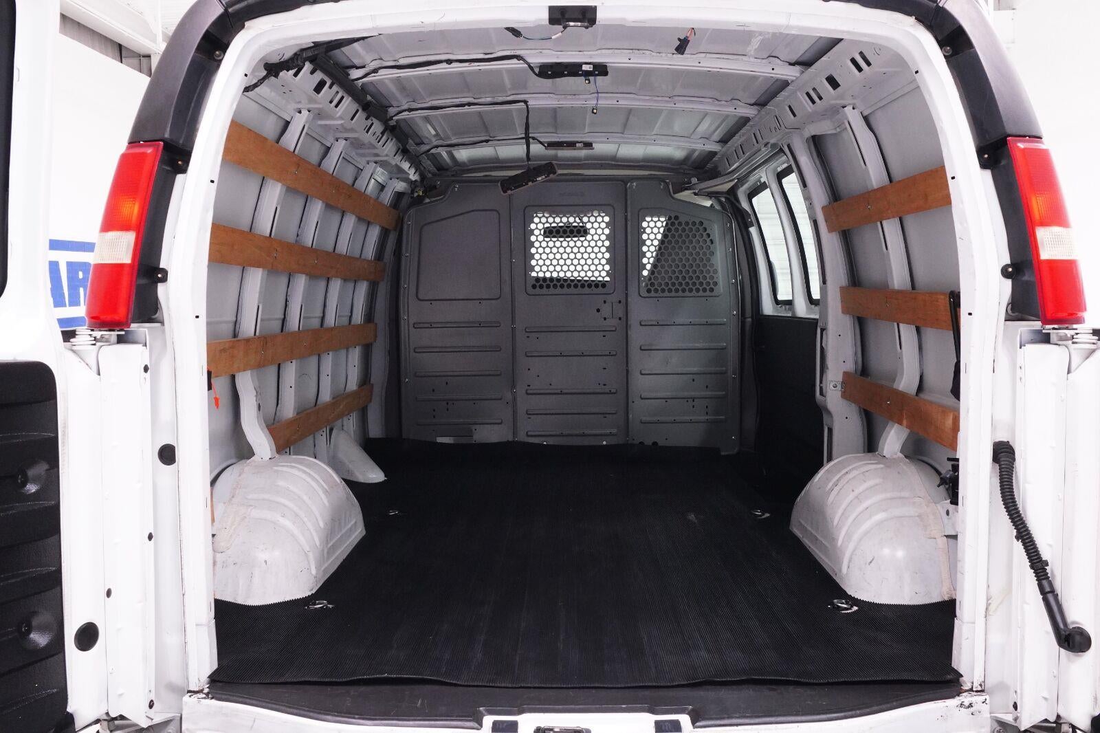 2018 GMC Savana Cargo 2500 VAN 2500 R