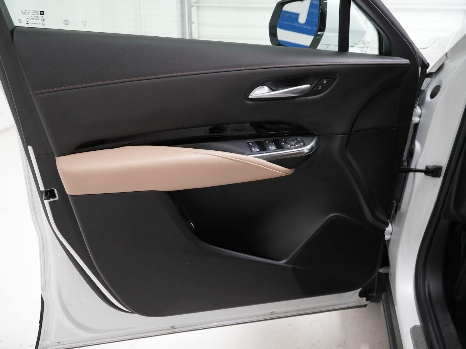 2024 Cadillac XT4 Luxury