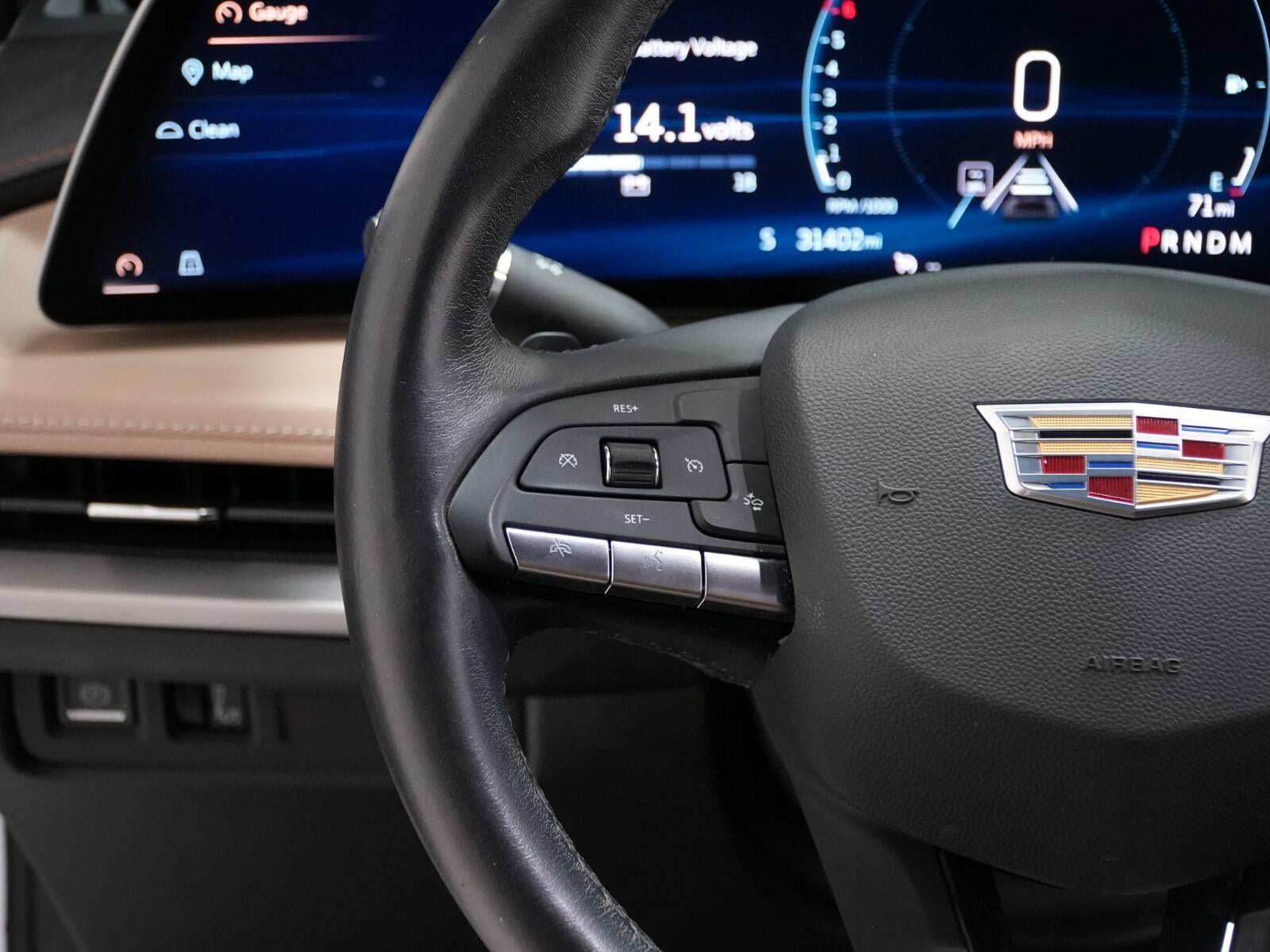 2024 Cadillac XT4 Luxury