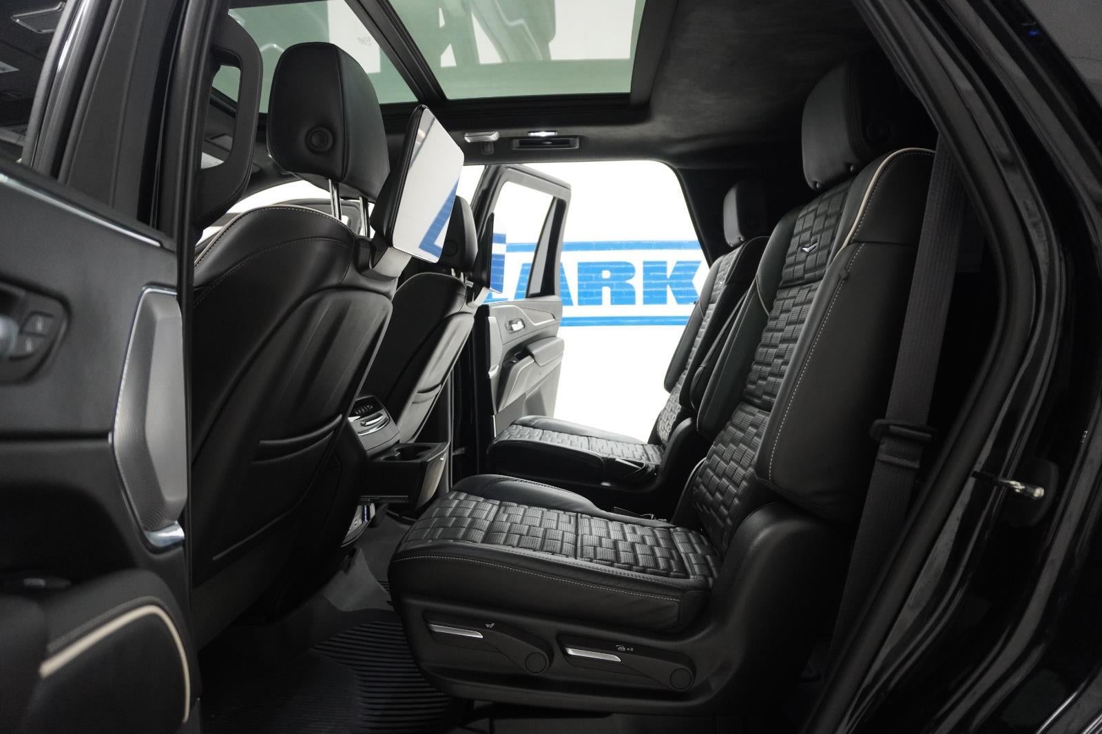 2023 Cadillac Escalade Sport Platinum