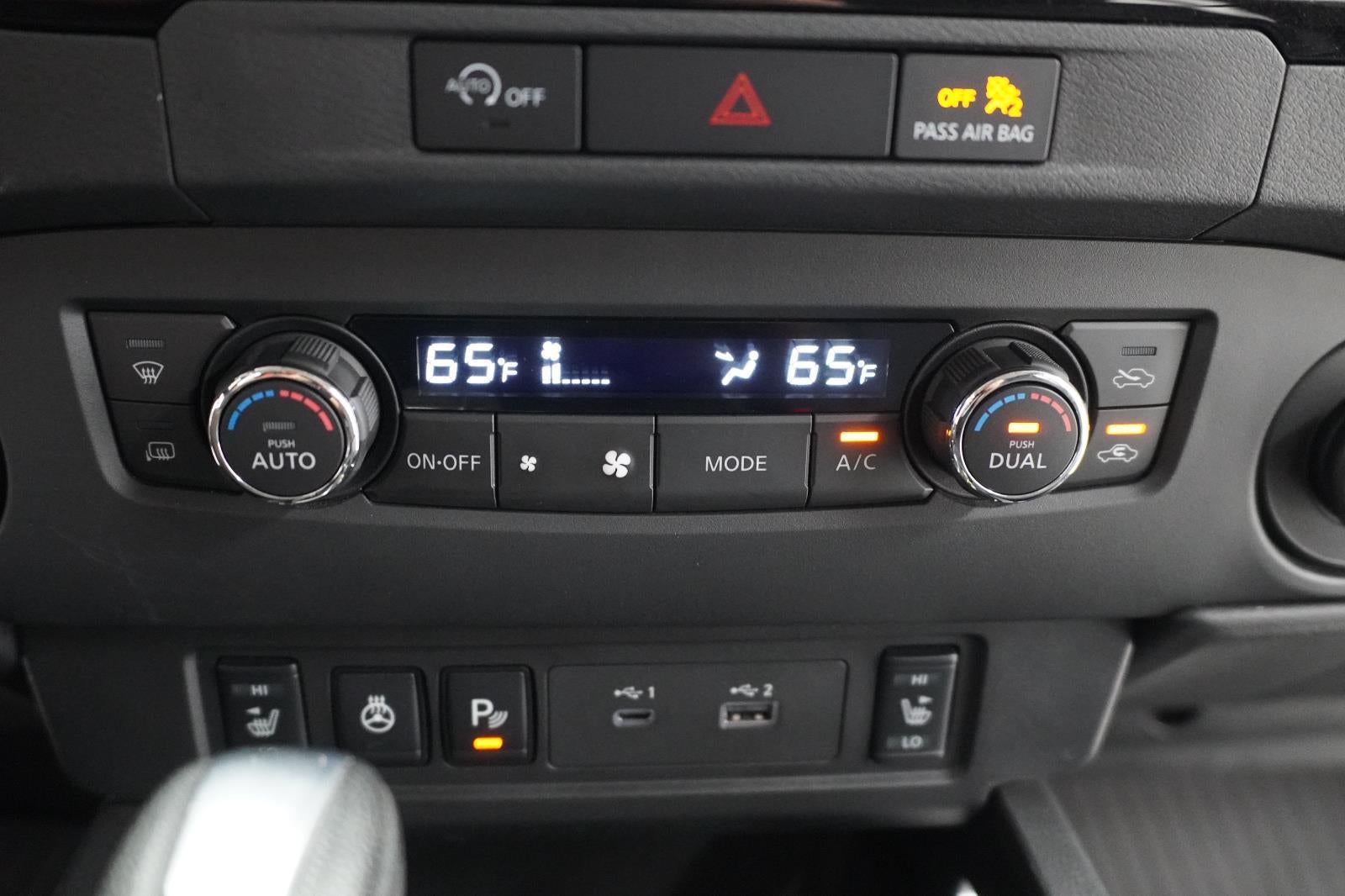 2024 Nissan Frontier SV
