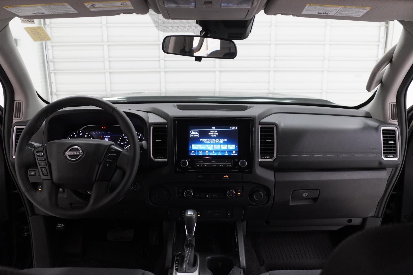 2024 Nissan Frontier SV
