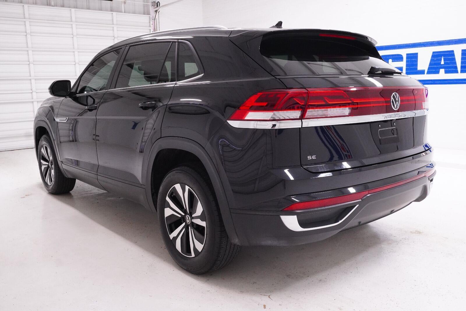 2024 Volkswagen Atlas Cross Sport 2.0T SE