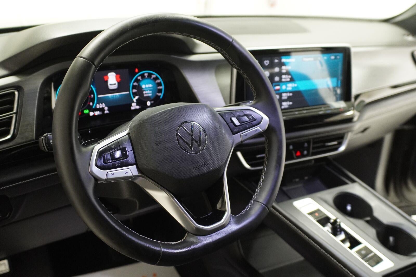 2024 Volkswagen Atlas Cross Sport 2.0T SE