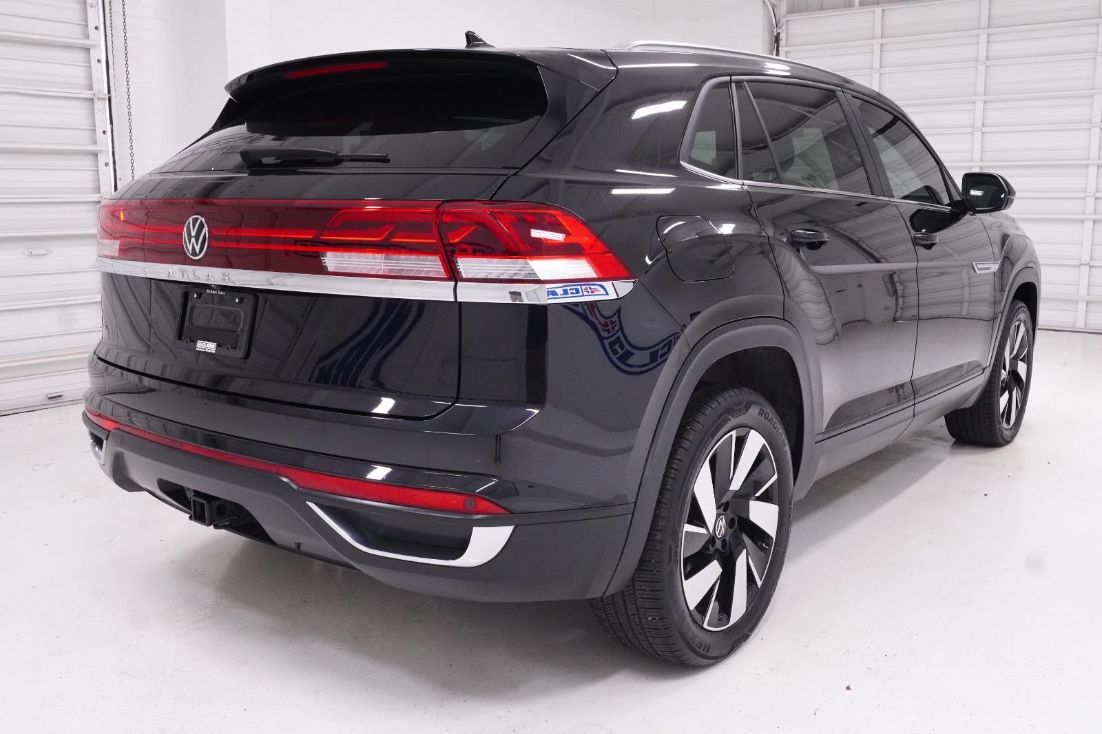 2024 Volkswagen Atlas Cross Sport 2.0T SE w/Technology