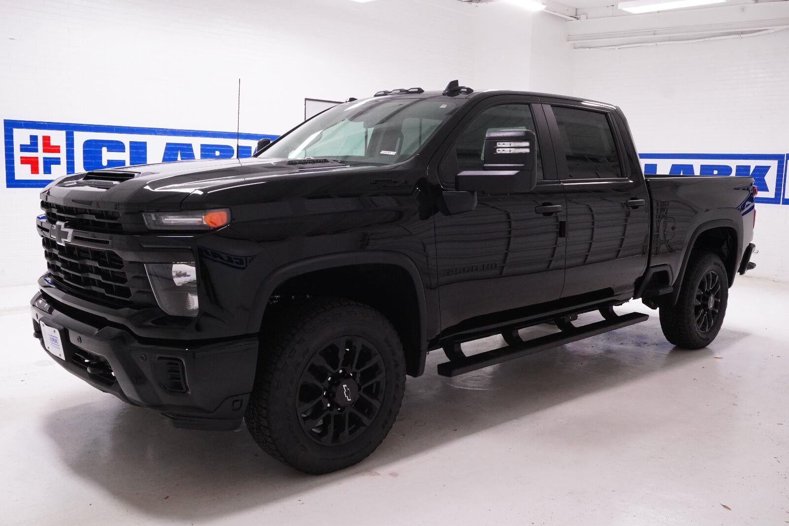 2026 Chevrolet Silverado 2500 HD Custom - Photo 28