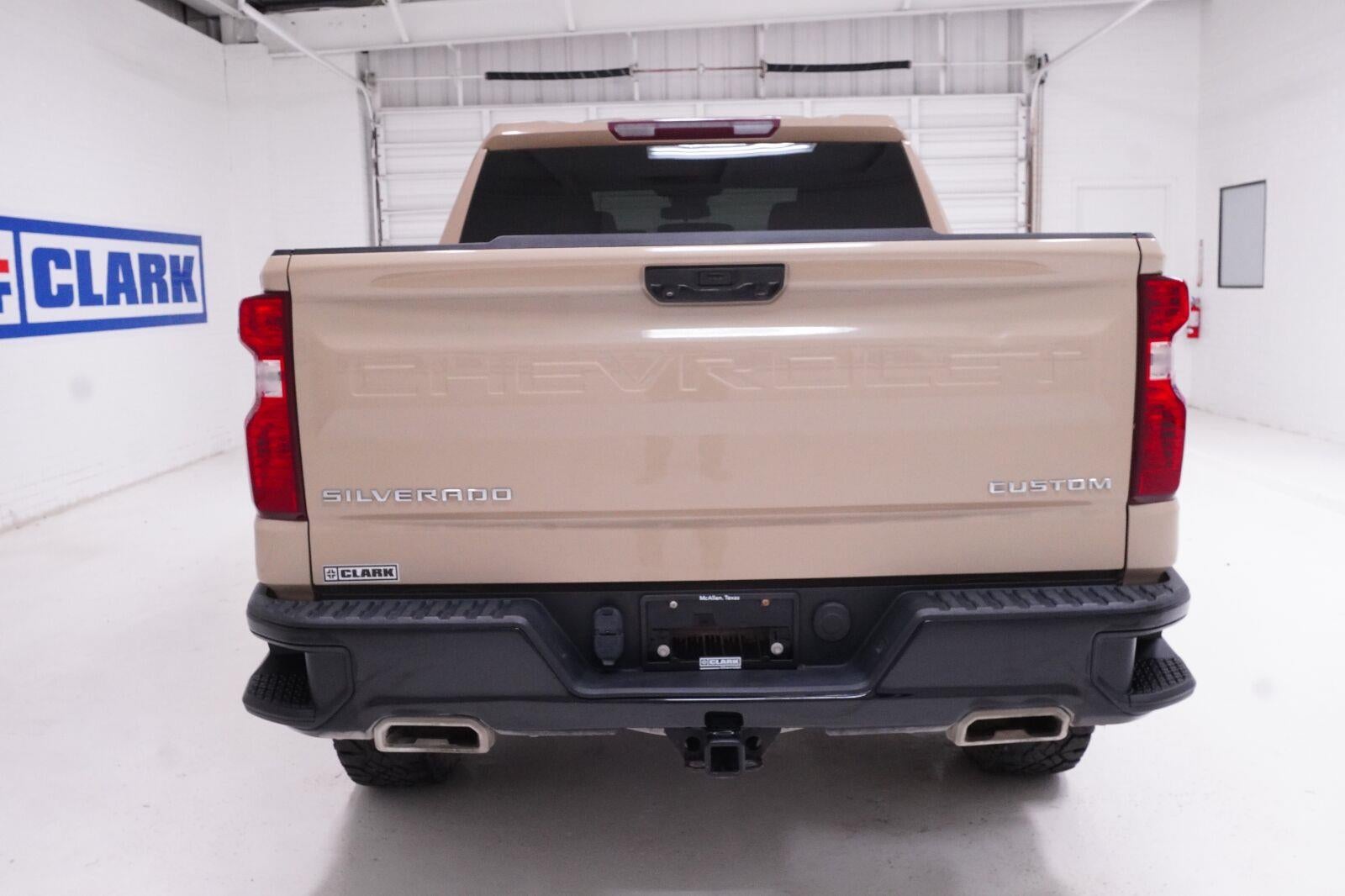 2022 Chevrolet Silverado 1500 Custom Trail Boss
