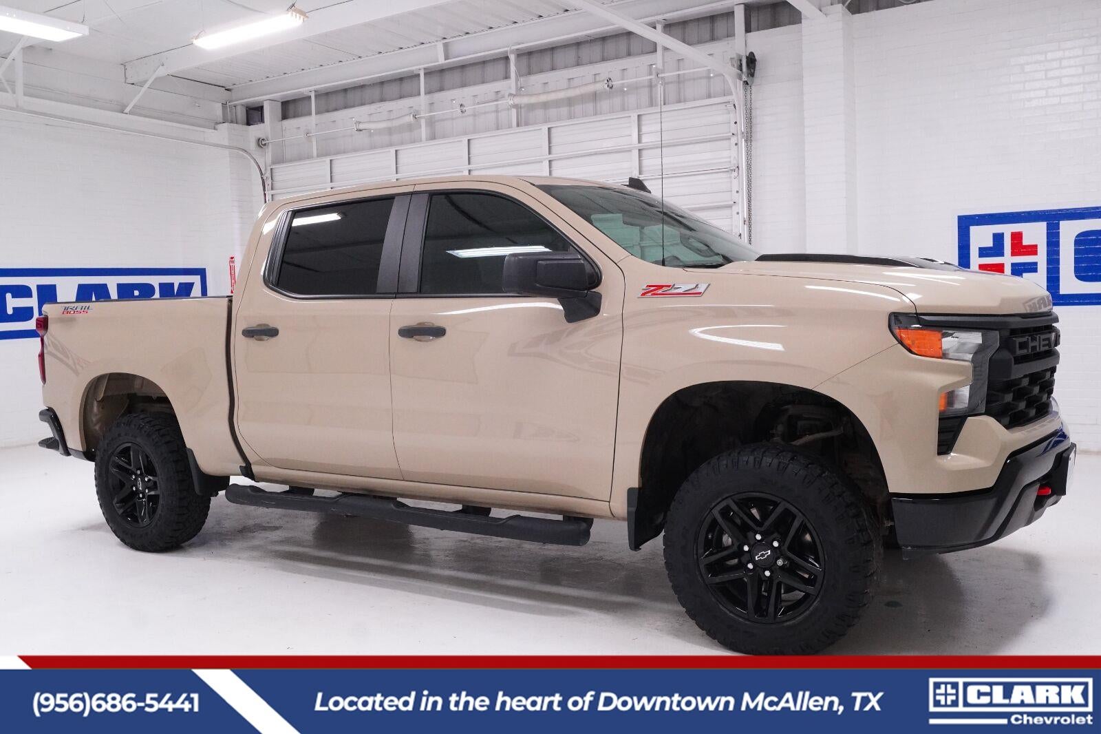 2022 Chevrolet Silverado 1500 Custom Trail Boss