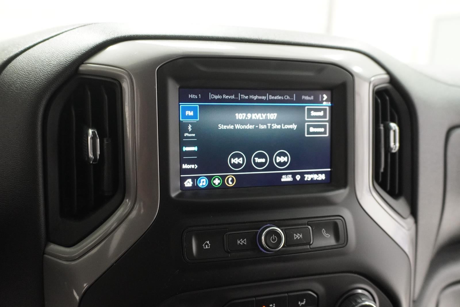 2022 Chevrolet Silverado 1500 LTD Custom
