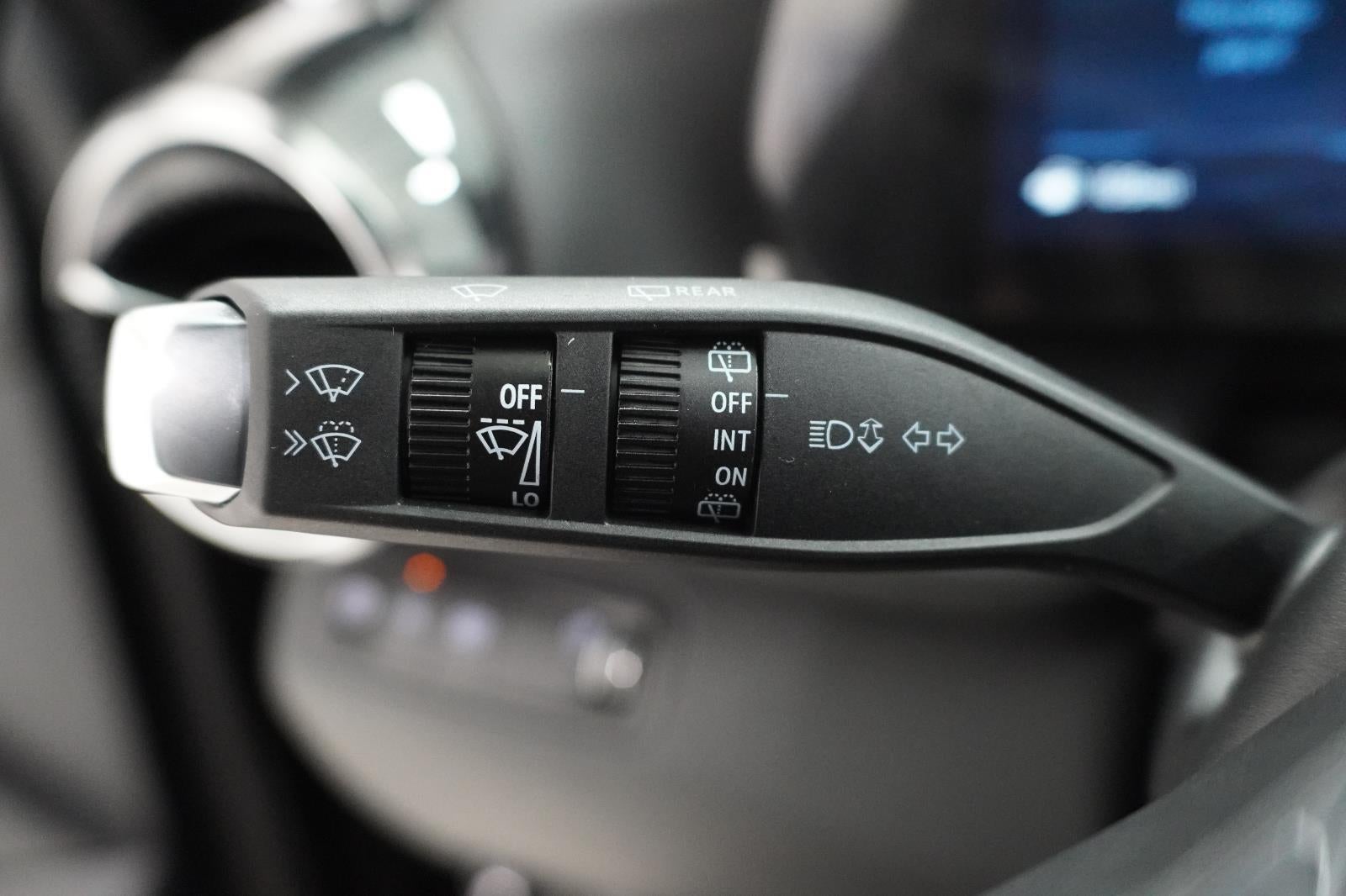 2027 Chevrolet Equinox LT - Photo 10