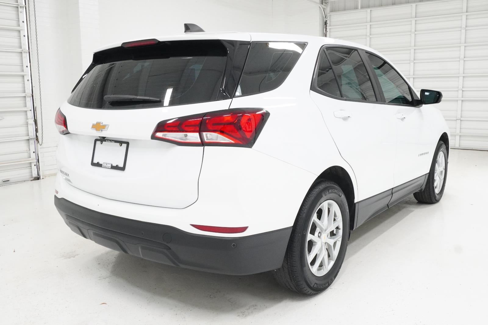 2023 Chevrolet Equinox LS