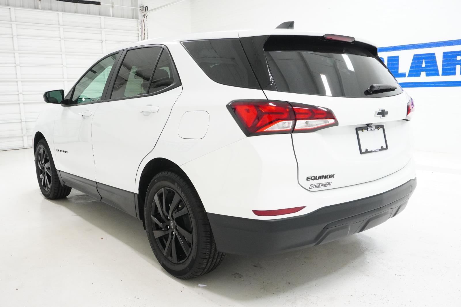 2023 Chevrolet Equinox LS