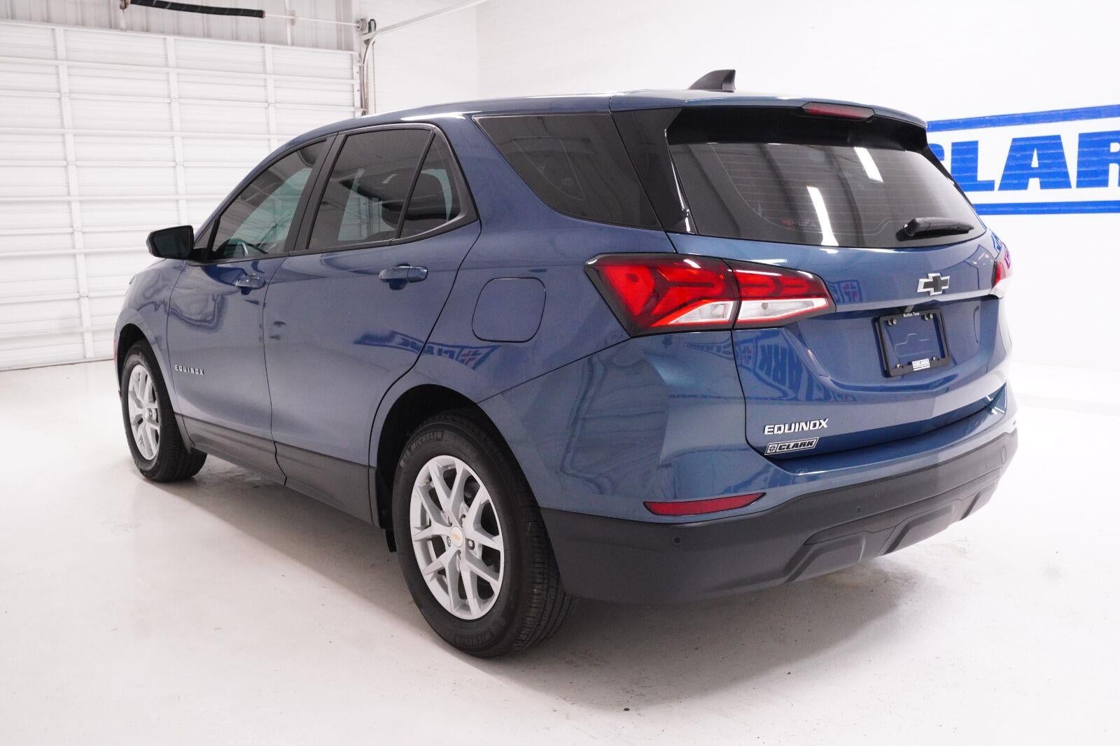 2024 Chevrolet Equinox LS
