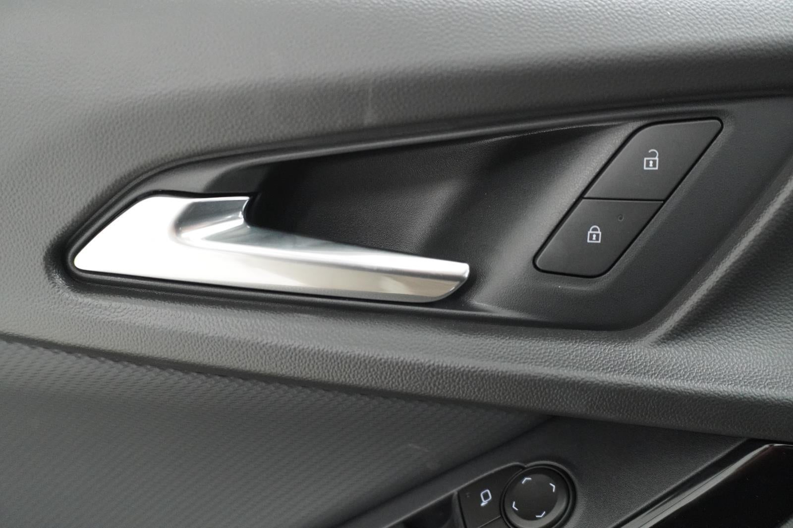 2026 Chevrolet Equinox LT - Photo 14