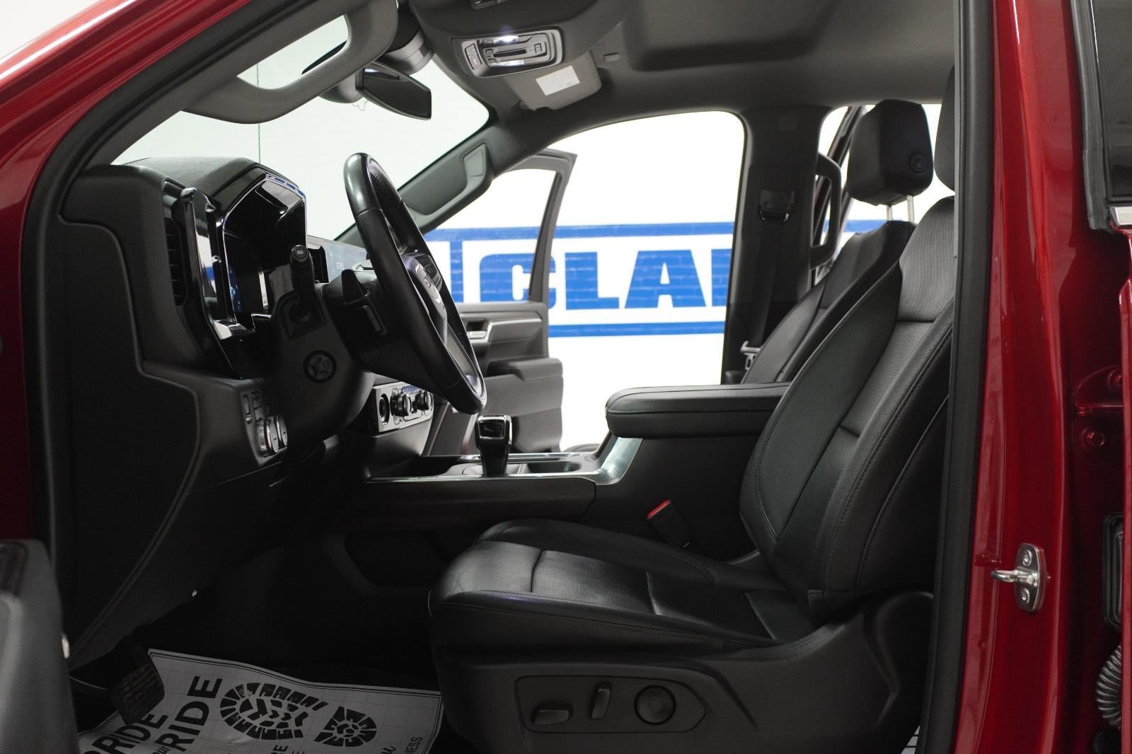2023 GMC Sierra 1500 SLT