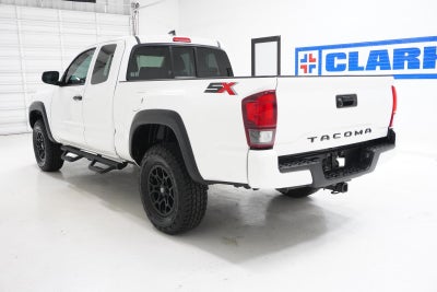 2022 Toyota Tacoma 2WD SR