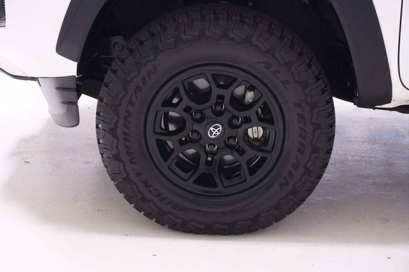 2022 Toyota Tacoma 2WD SR