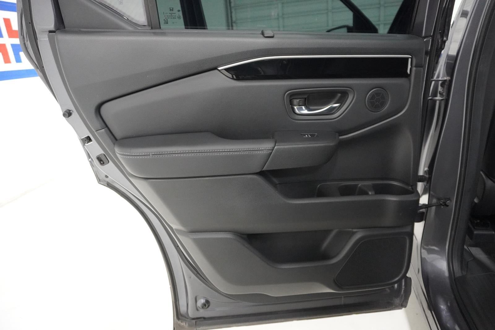 2023 Honda Pilot EX-L 8 Passenger