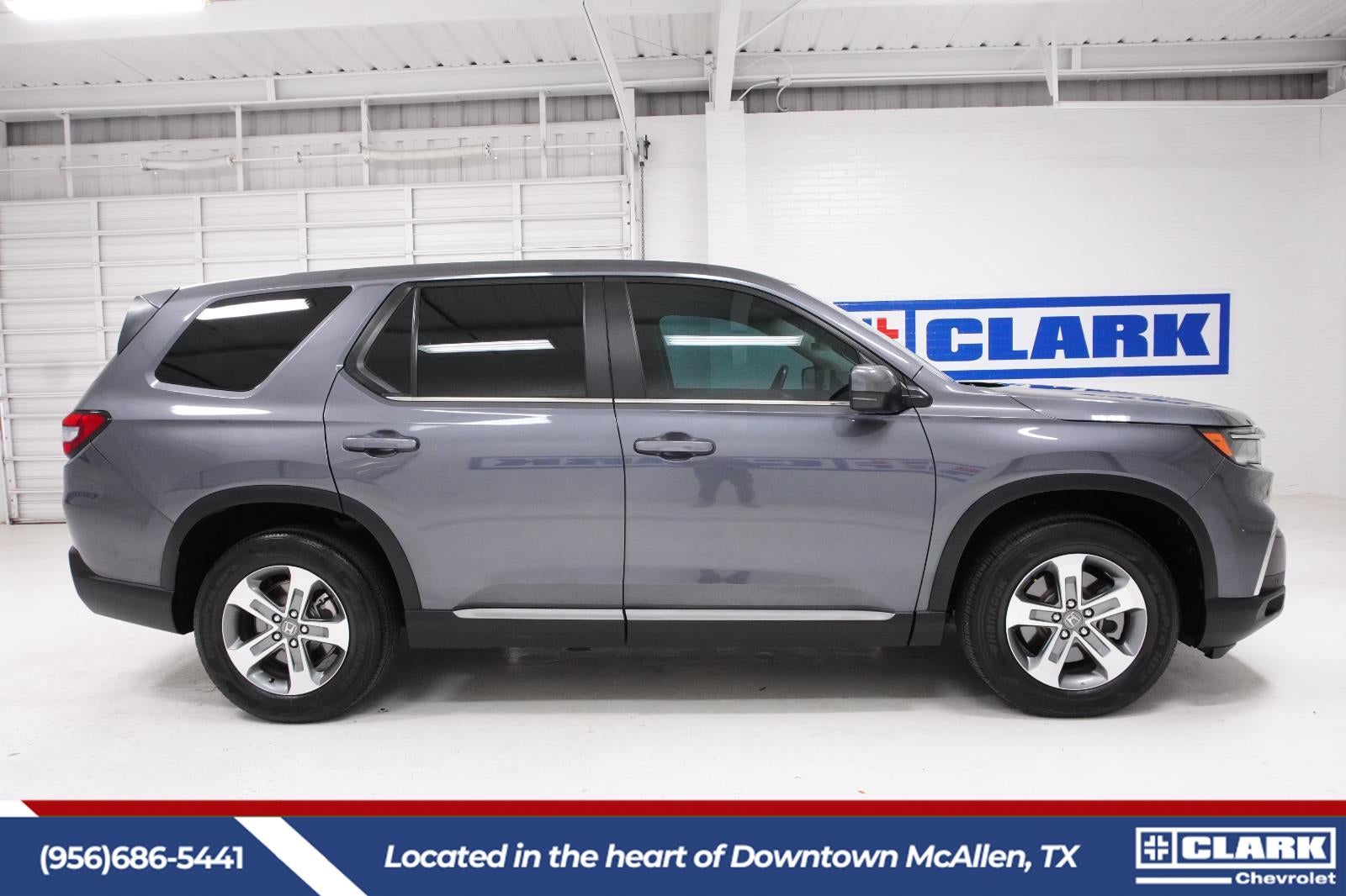 2023 Honda Pilot EX-L 8 Passenger