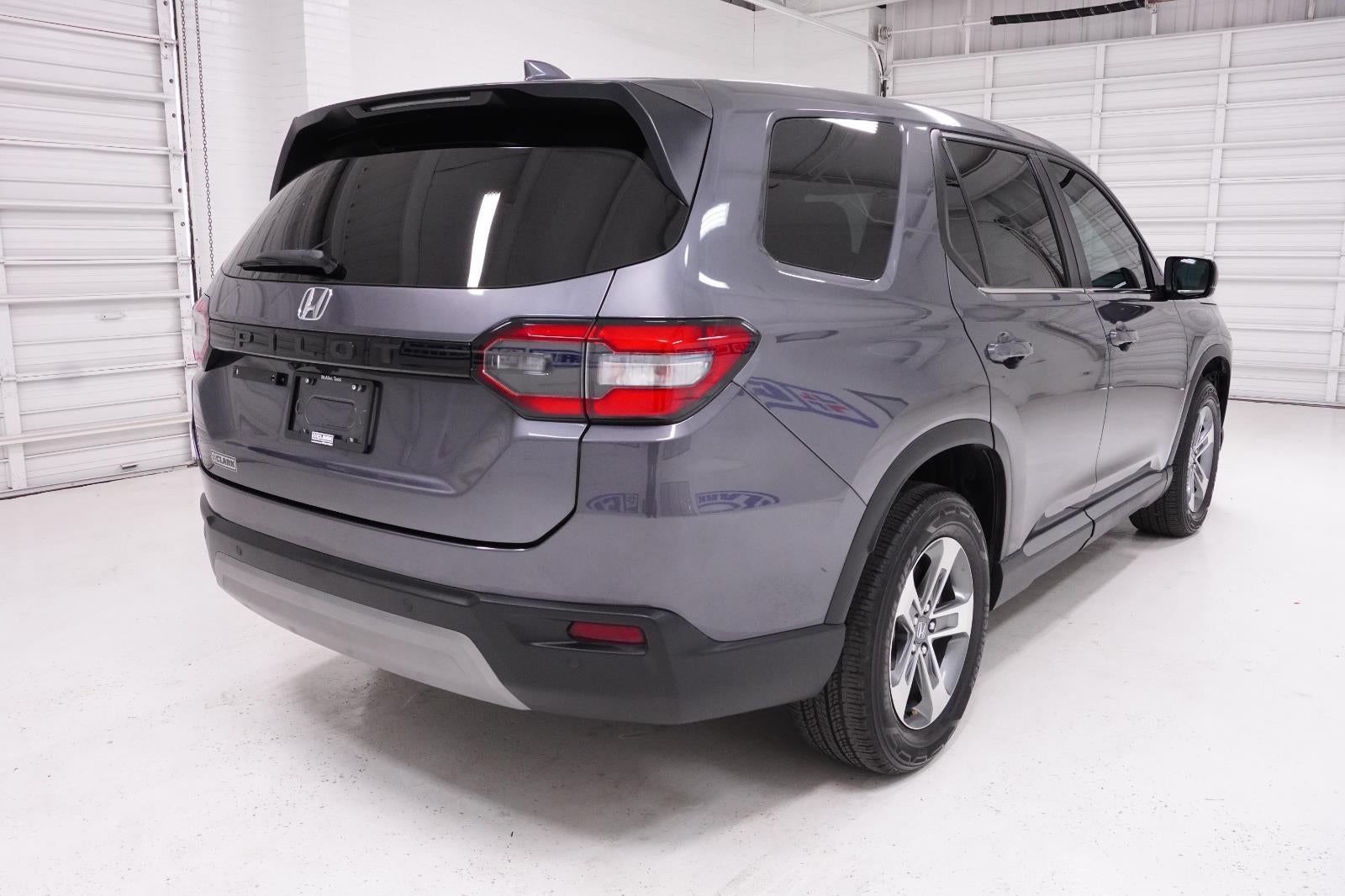 2023 Honda Pilot EX-L 8 Passenger