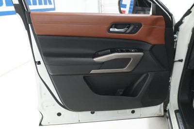 2024 Nissan Pathfinder Platinum