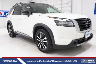 2024 Nissan Pathfinder Platinum