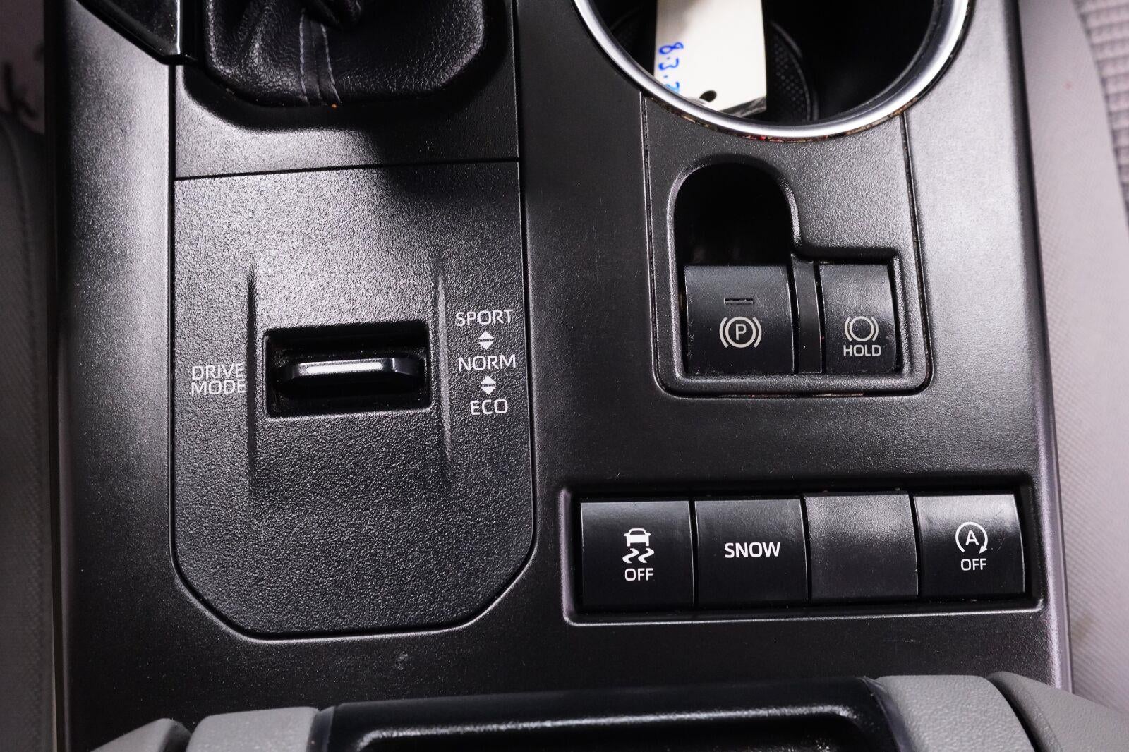 2022 Toyota Highlander L