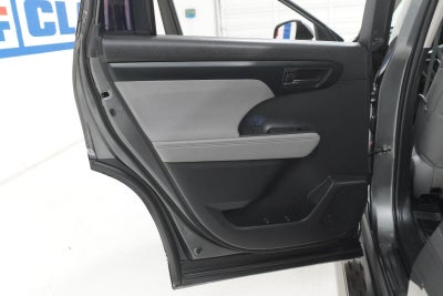 2022 Toyota Highlander L