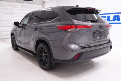 2022 Toyota Highlander L