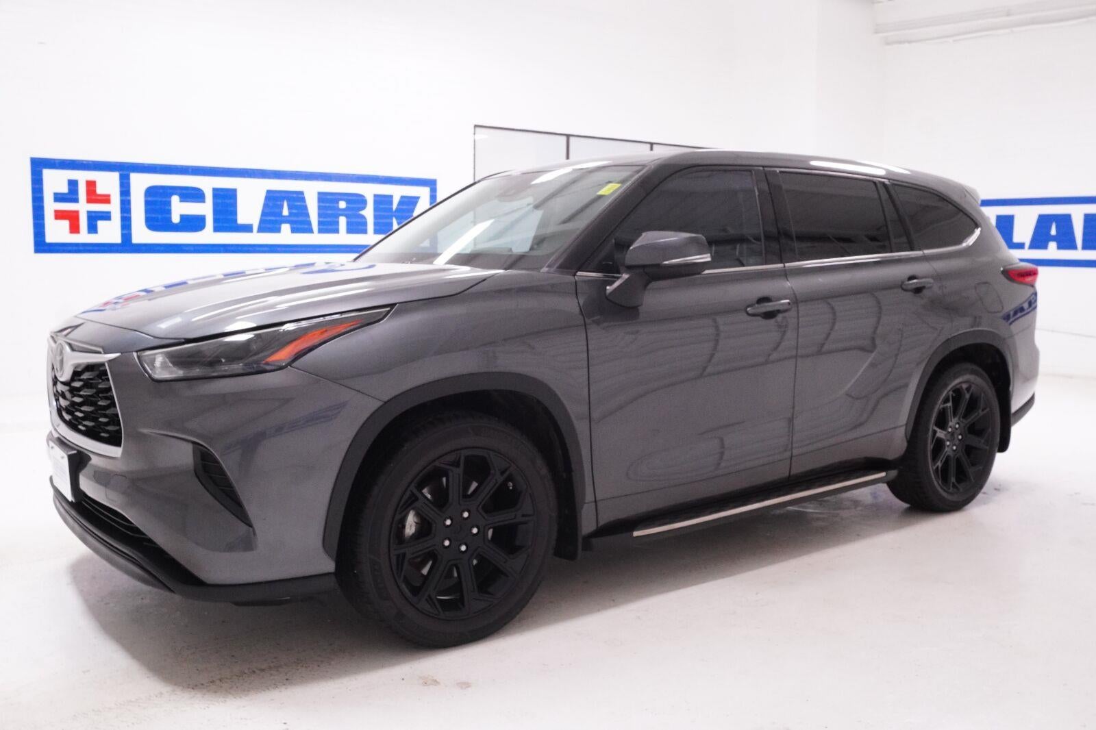 2022 Toyota Highlander L
