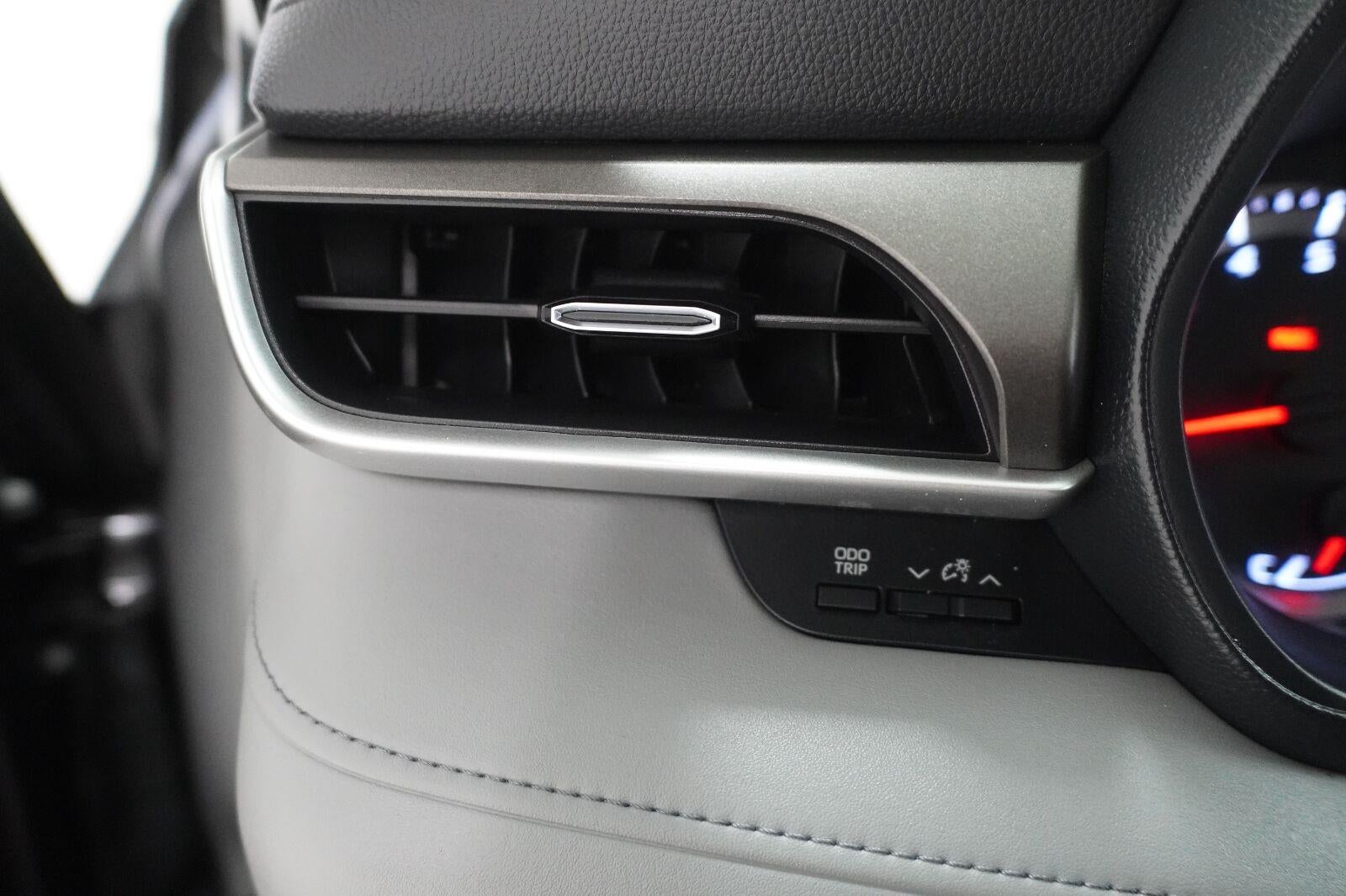 2022 Toyota Highlander L