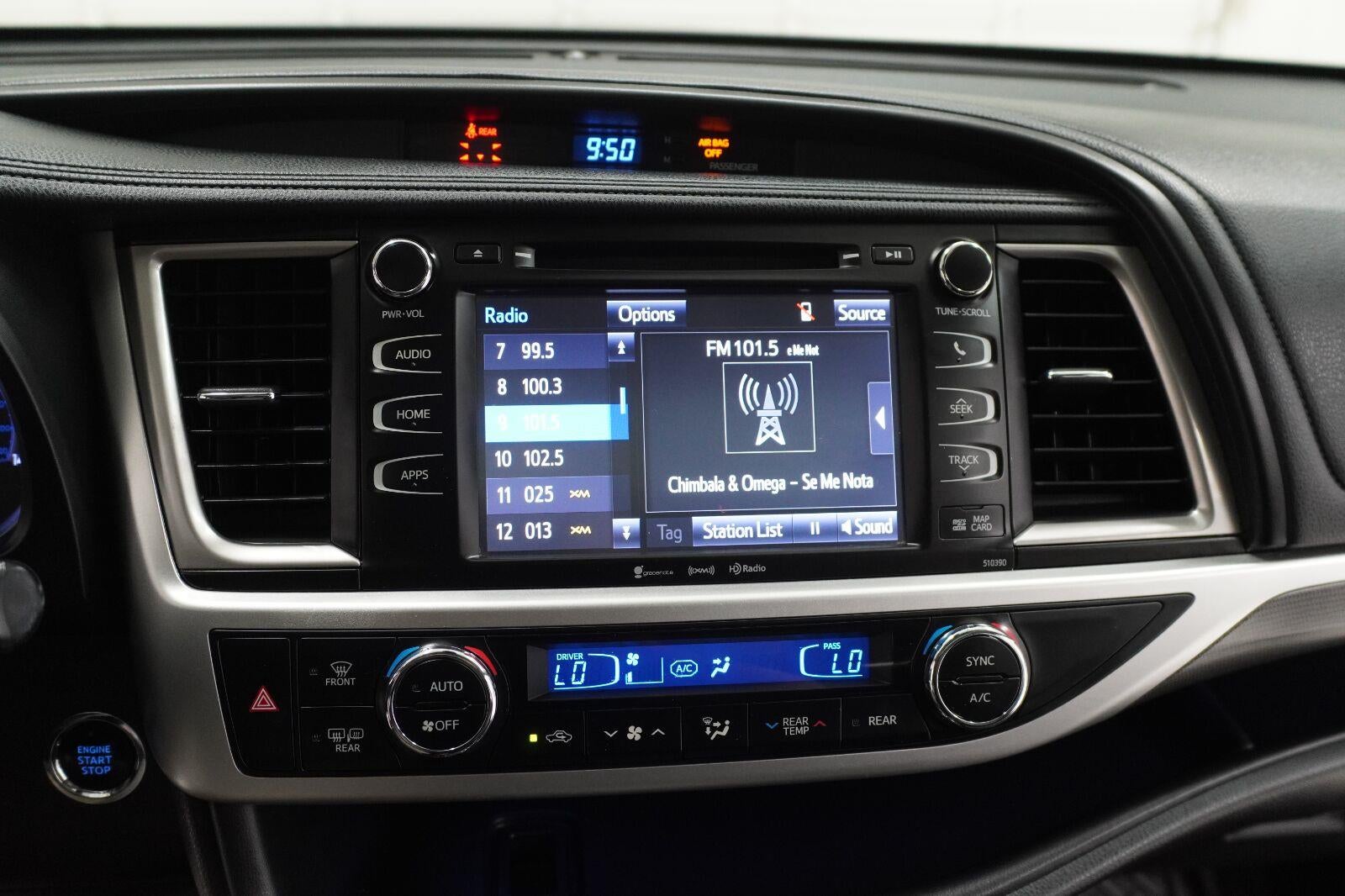 2019 Toyota Highlander SE