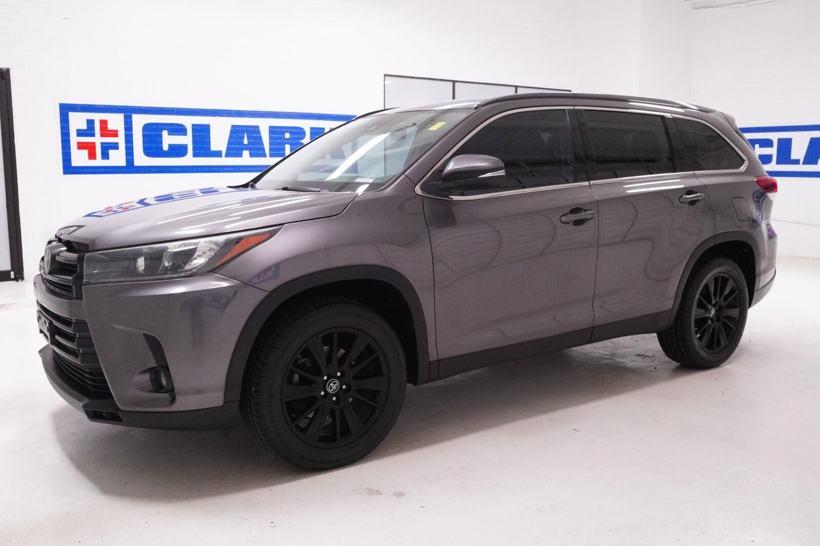 2019 Toyota Highlander SE