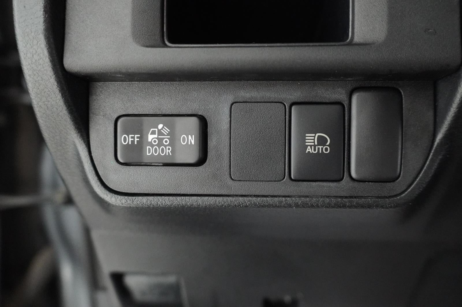 2019 Toyota Tacoma 2WD SR5