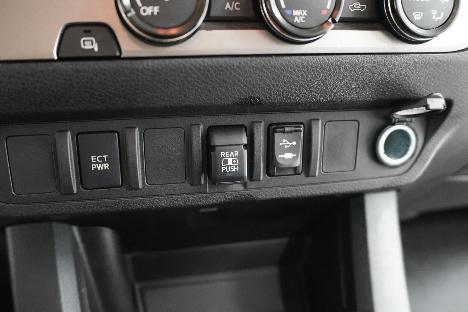 2019 Toyota Tacoma 2WD SR5