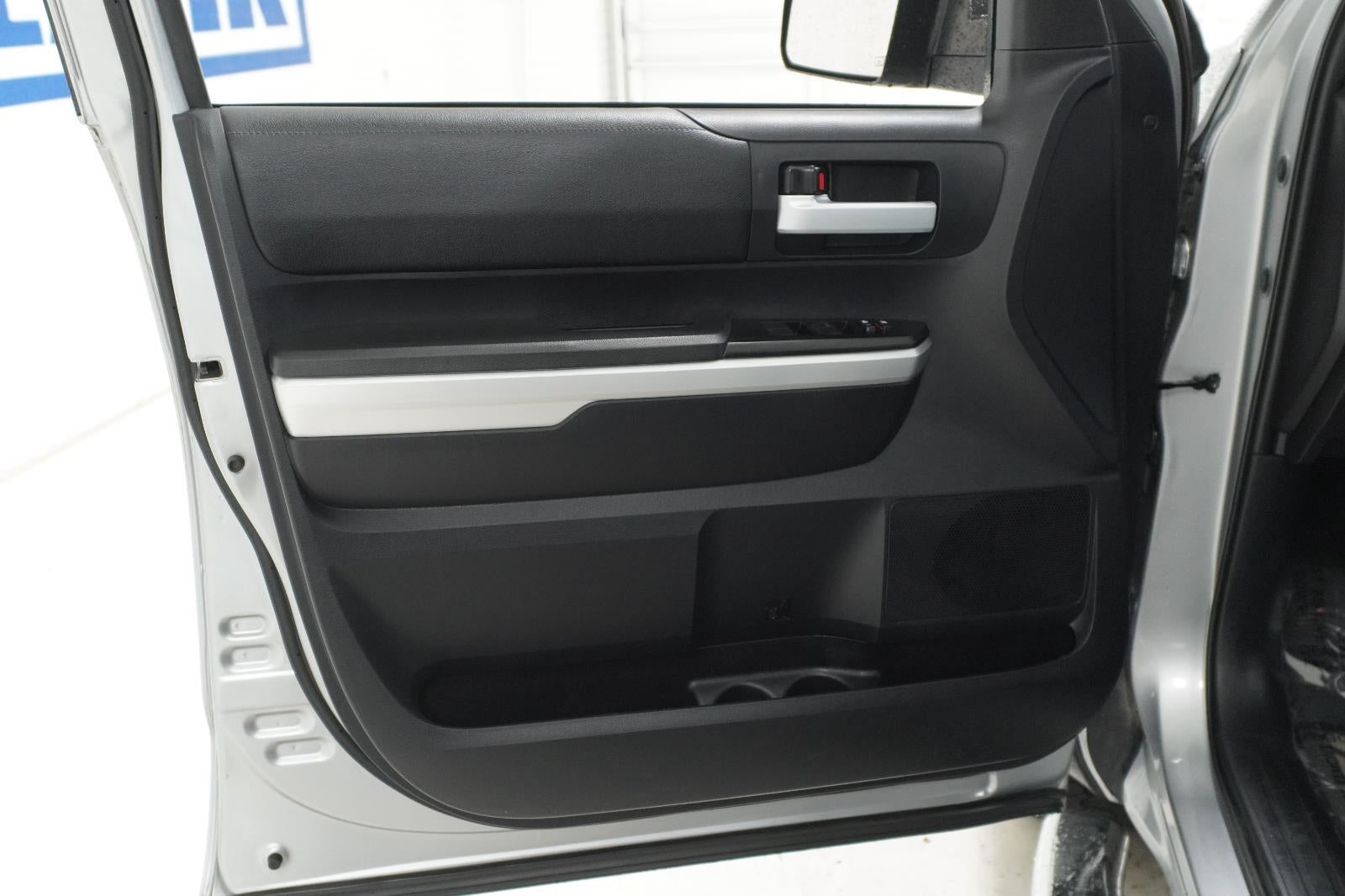 2016 Toyota Tundra 4WD Truck SR5