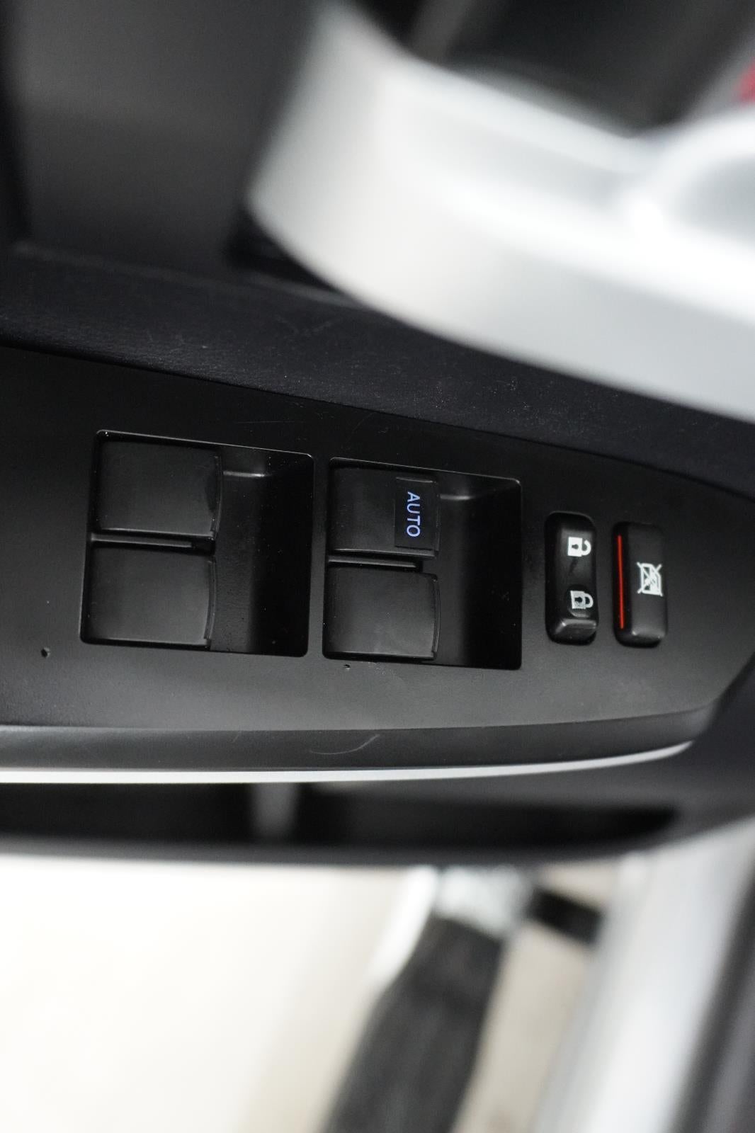 2016 Toyota Tundra 4WD Truck SR5