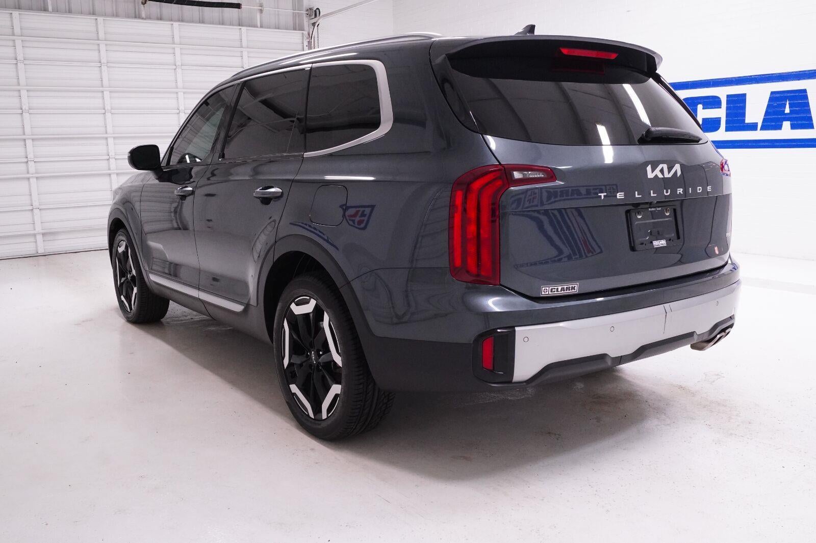 2024 Kia Telluride S