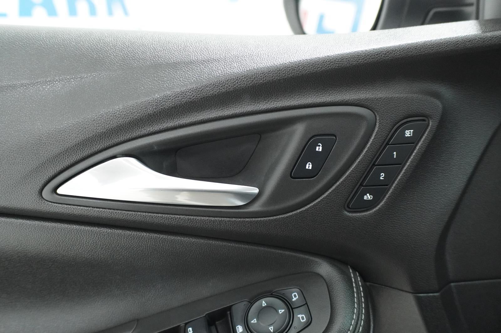 2025 Buick Encore GX Avenir