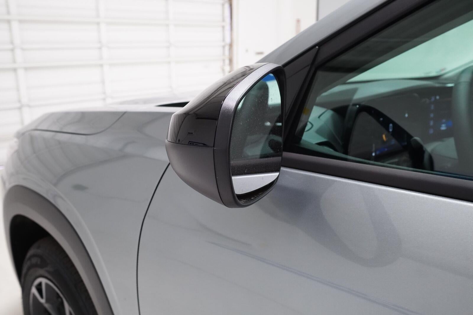 2026 Chevrolet Trax LT - Photo 32