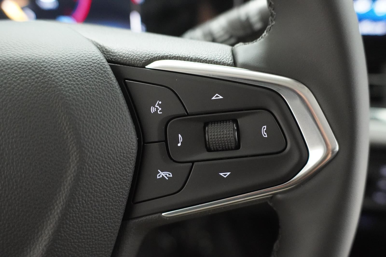2026 Chevrolet Trax LT - Photo 21