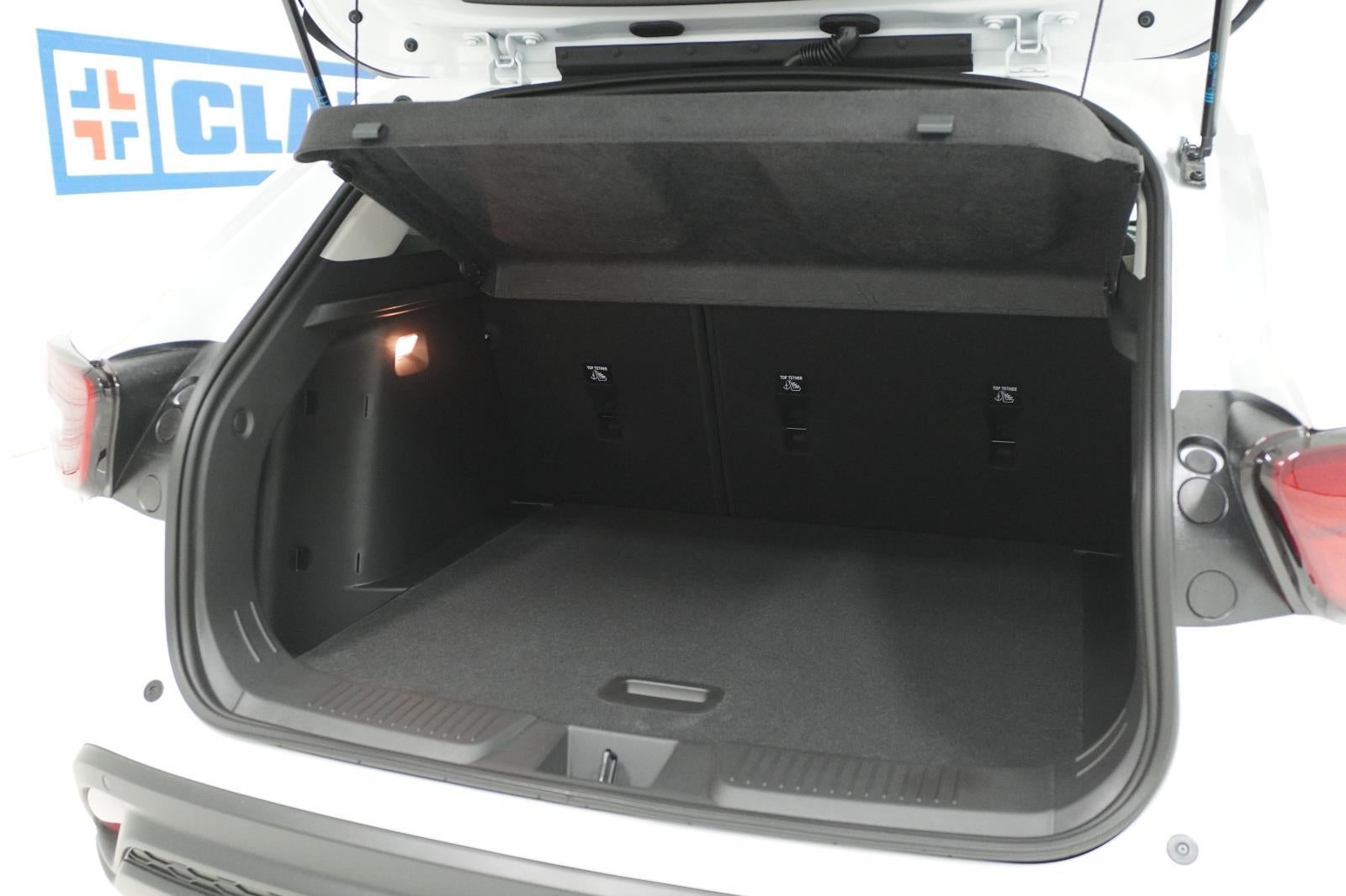 2026 Chevrolet Trax LT - Photo 7
