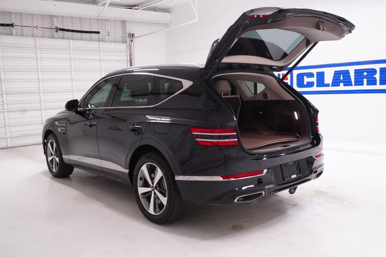 2023 Genesis GV80 BASE