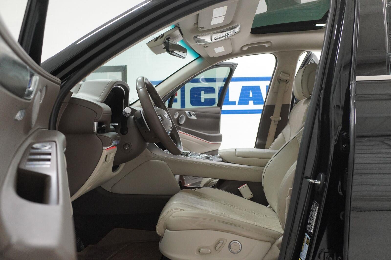 2023 Genesis GV80 BASE