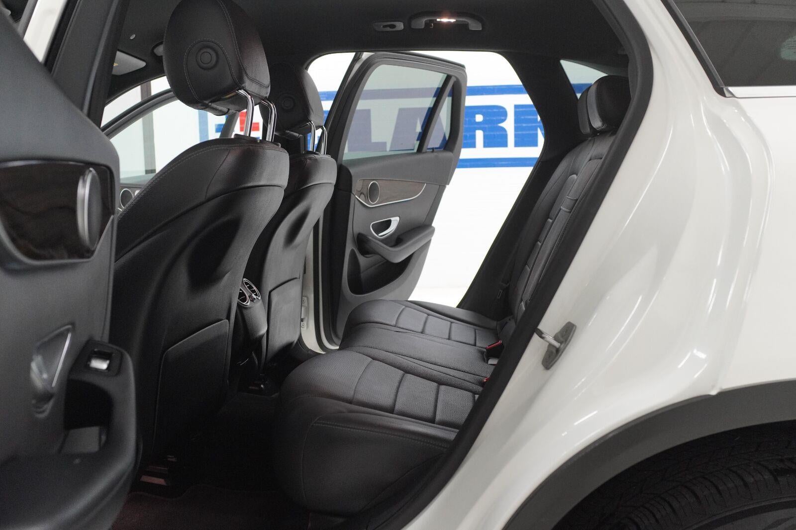 2021 Mercedes-Benz GLC GLC 300
