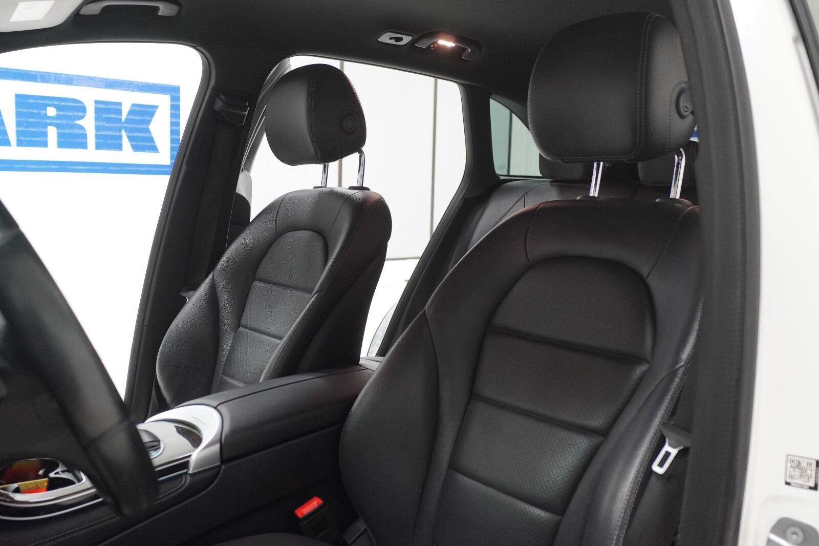 2021 Mercedes-Benz GLC GLC 300