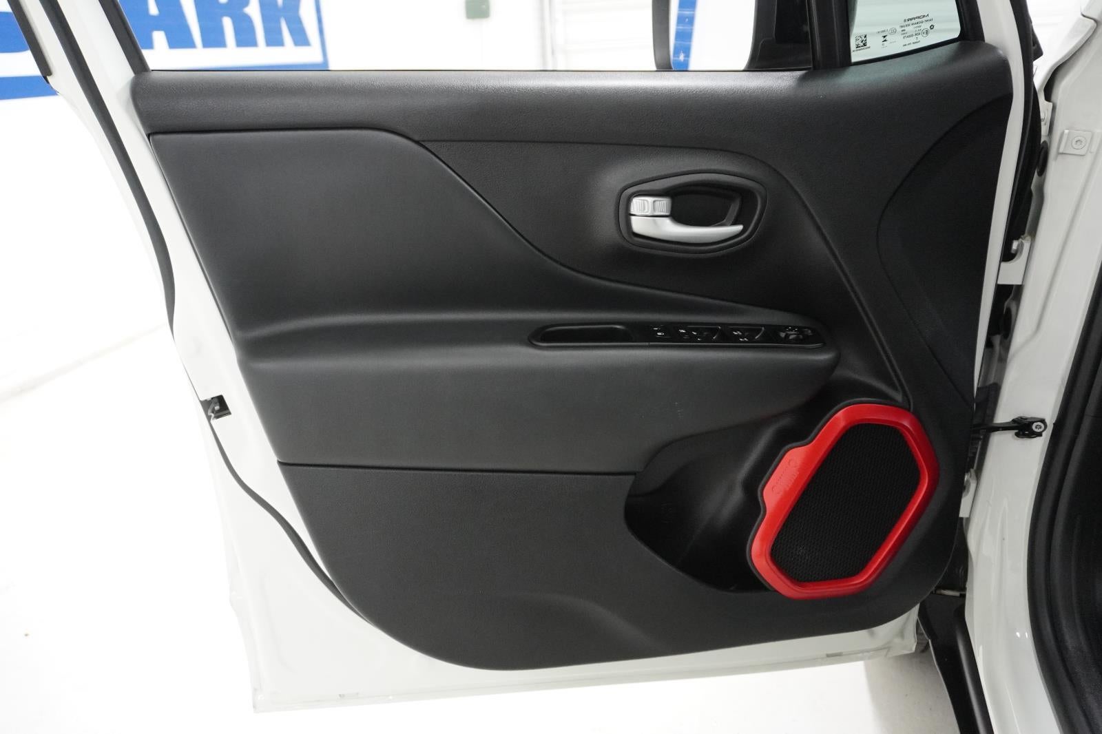 2023 Jeep Renegade Trailhawk